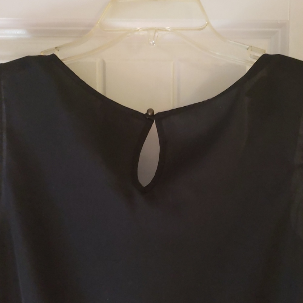 Black shell top - Picture 3 of 3